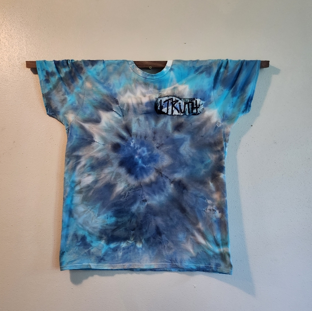 XL I Truth Tye Dye T-shirt Graphic Signature Feather!